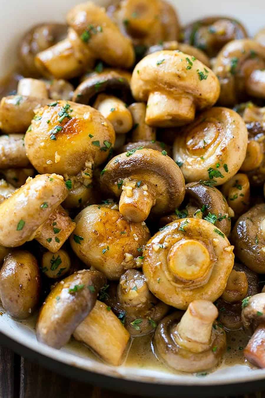 Photo of Garlic Mushrooms In Butter Sauce